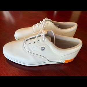 Footjoy Women’s golf shoes size 9. Never worn.